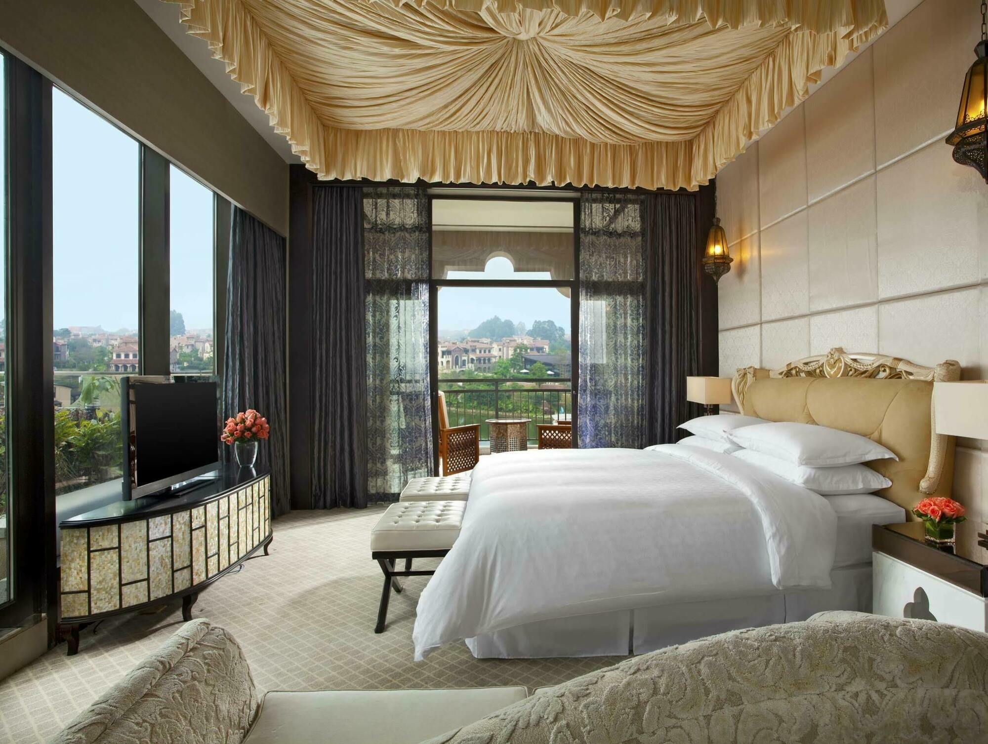 Sheraton Qingyuan Lion Lake Resort Exterior foto